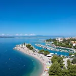 Apartment In Mit Meerblick By Interhome Crikvenica