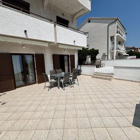 In Mit Meerblick By Interhome * Crikvenica