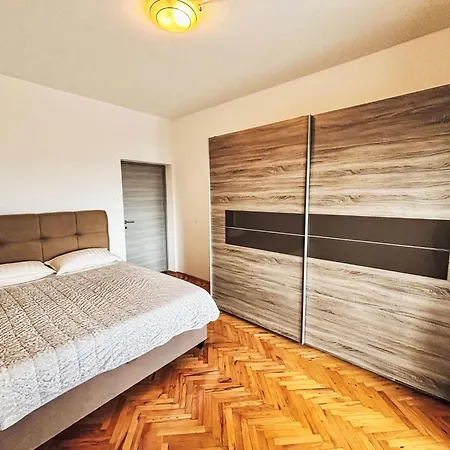 Apartment In Mit Meerblick By Interhome Crikvenica